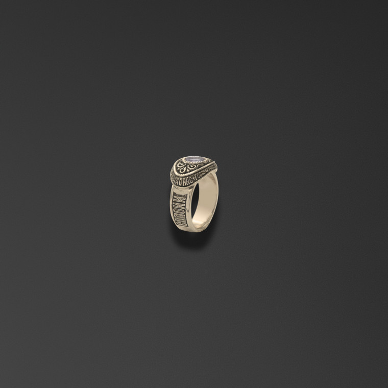 Anello di Novgorod con una gemma